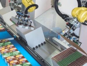 Automatizovana linija za pakovanje vafla uz pomoć robotskih ruku